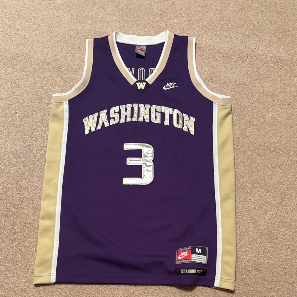 Vintage Nike Washington Purple and Gold Jersey medium